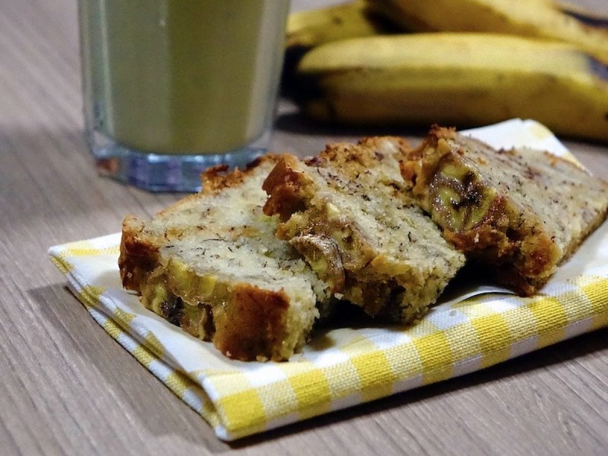 banana-cake-1753296-1280-1200x900