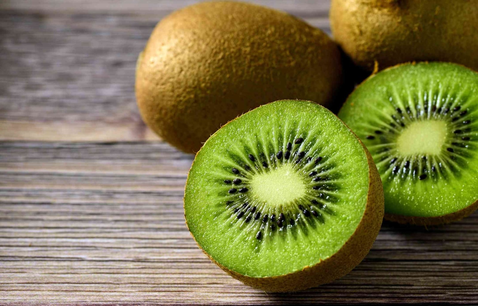 Kiwi-a2e9888bfab6474f8d12d2ae0287b356