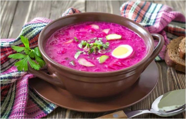 sopa-fria-de-remolacha