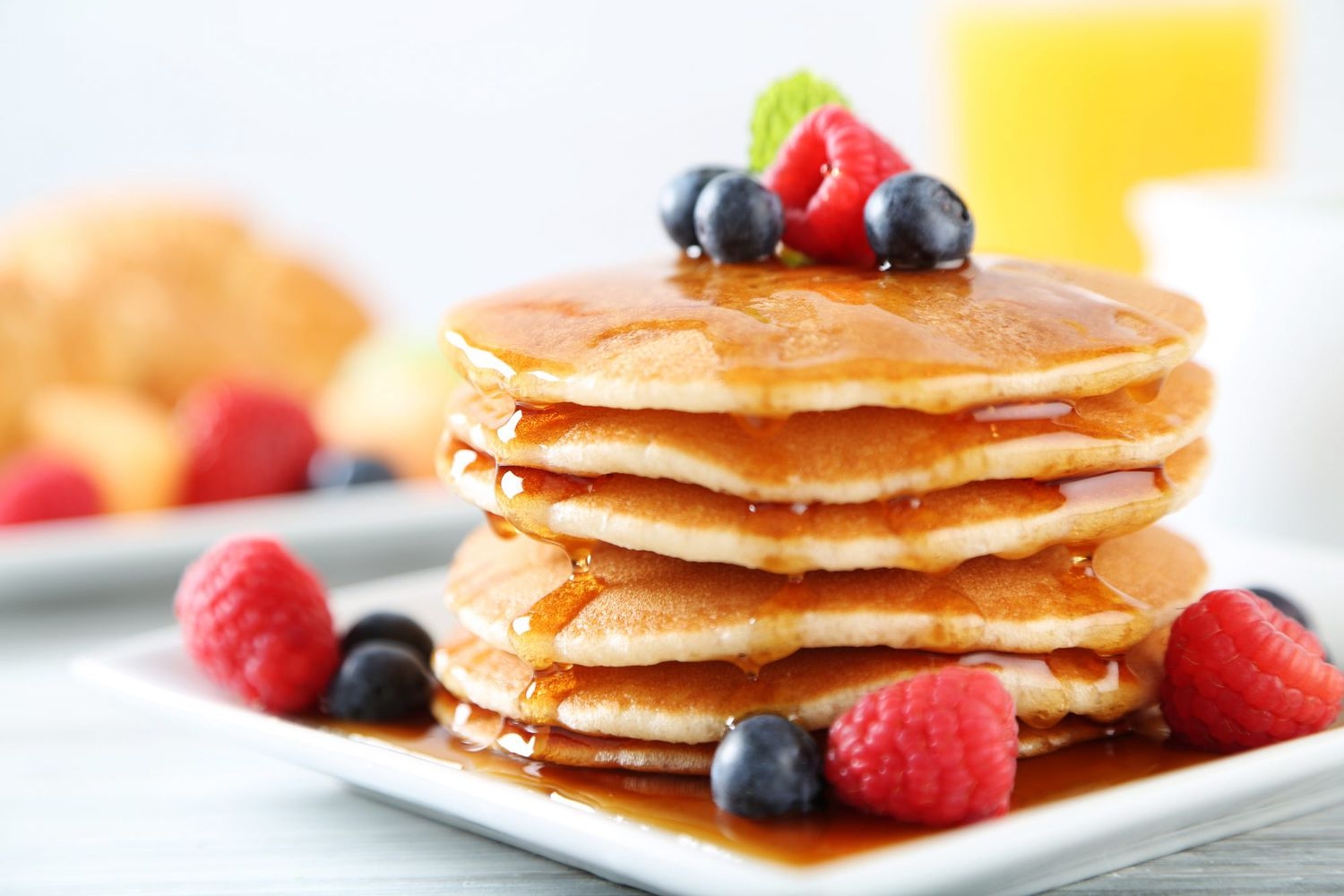 hot-cakes-esponjosos-estilo-americano.jpg-2000-e4f6d8f32b9d43f7abffb65ee93affb8