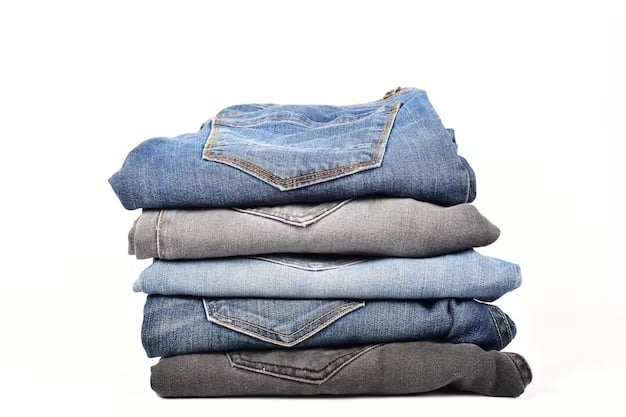 pila-jeans-aislado-sobre-fondo-blanco-trazado-recorte_271326-1007(1)