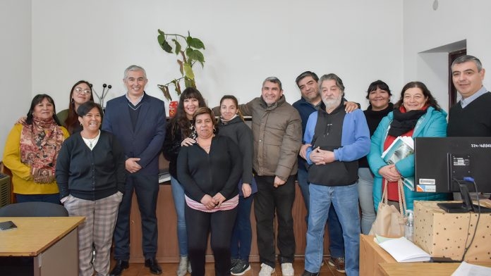 web-Se-consolidan-las-delegaciones-de-Trabajo-en-toda-la-provincia_9259-696x392