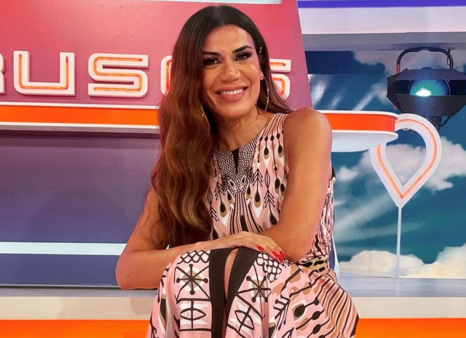 Flor-de-la-V-mostro-el-vestido-que-diseno-para-una-ocasion-especial