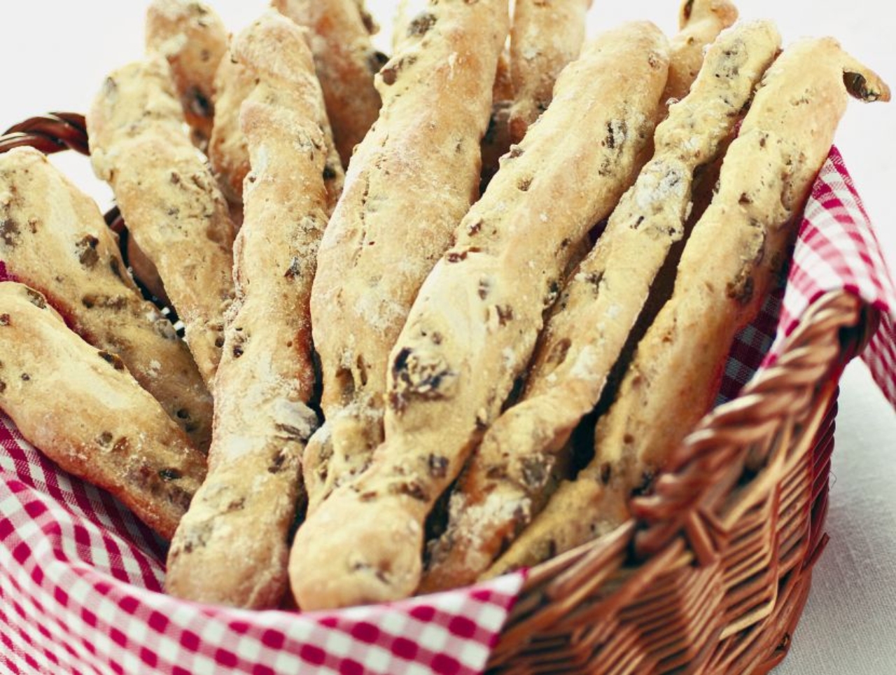 bastoncini-alle-olive-immagine-830x625(1)