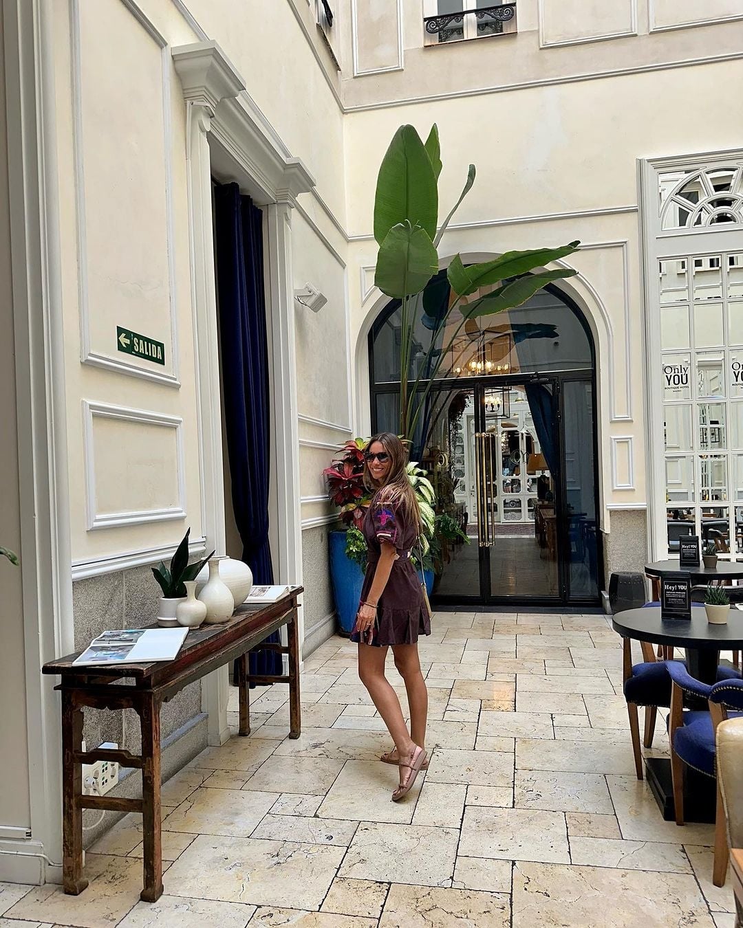 @onlyyouboutiquehotel #OnlyYouHotels #PalladiumHotelGroupEste hotel es una locura de lindo! Con una ubicación increíble y una decoración impactante.Only You Boutique es el mejor hotel para disfrutar lo mejor de Madrid Q-1