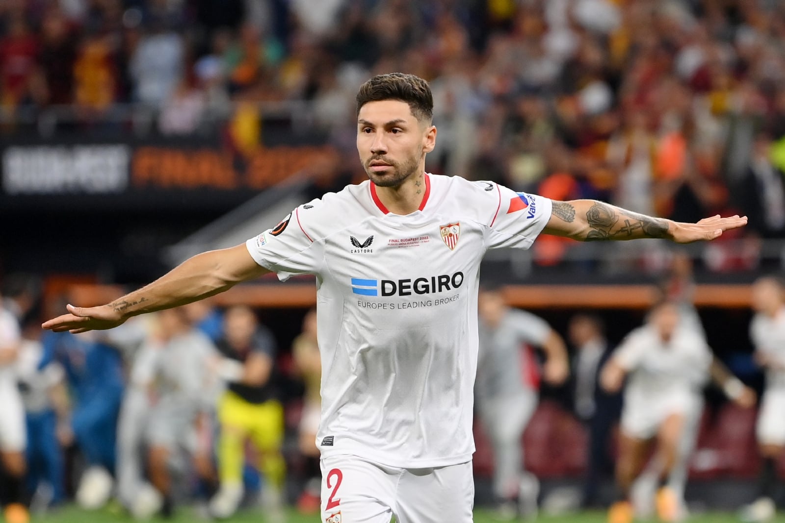 sevilla-fc-v-as-roma-uefa-europa-league-final-2022-23 (1)