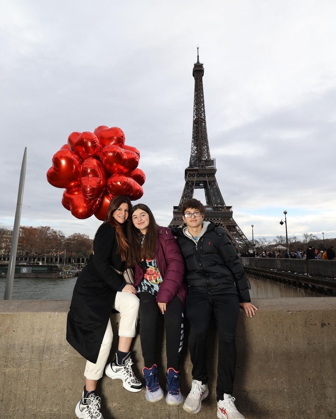 Soñado…los amo y más en Paris jajajaja