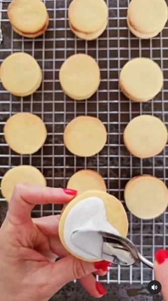Alfajorcitos de limón y membrillo 7