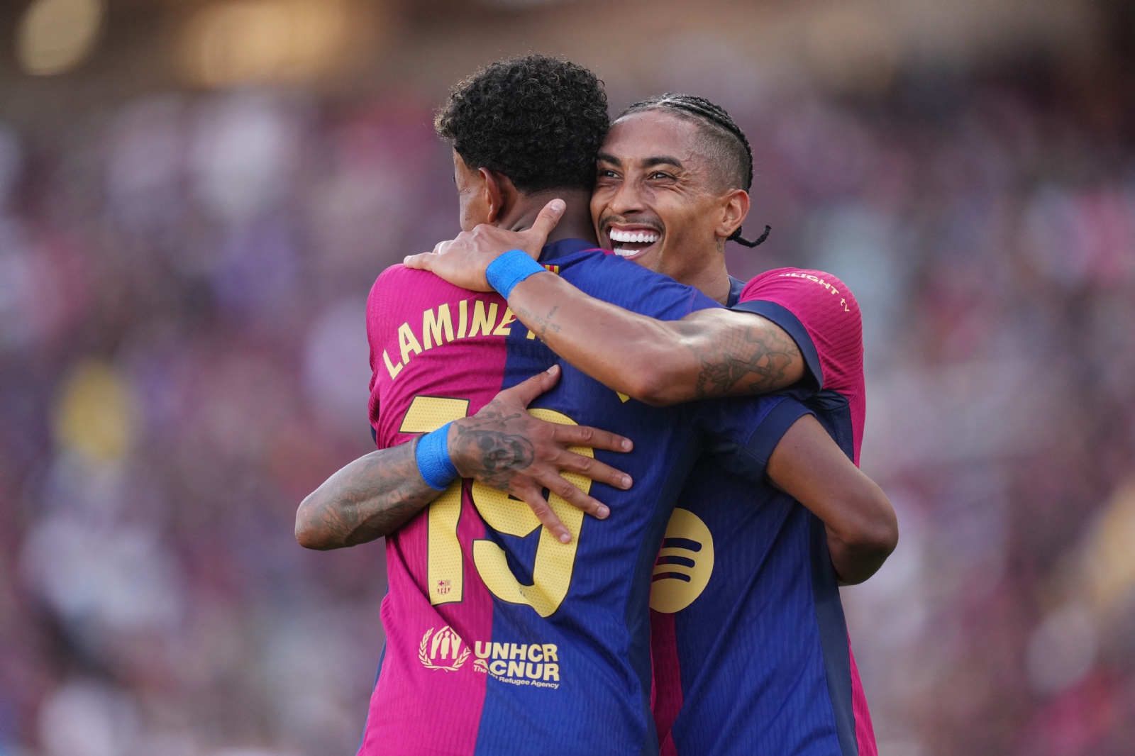 fc-barcelona-v-real-valladolid-cf-la-liga-ea-sports (1)