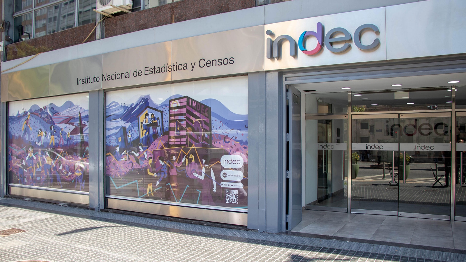 4-Indec-4col