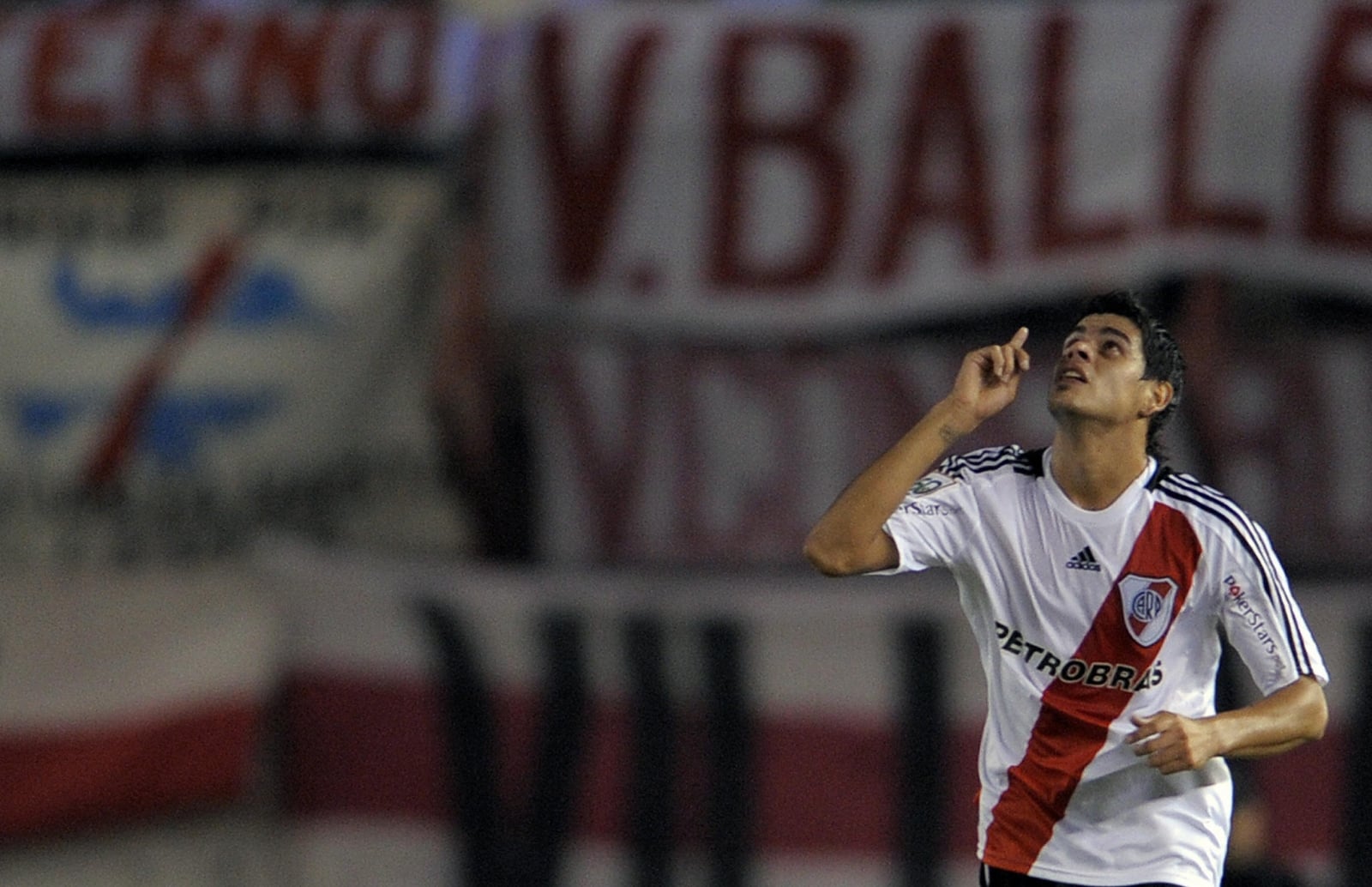 argentinas-river-plate-midfielder-gusta
