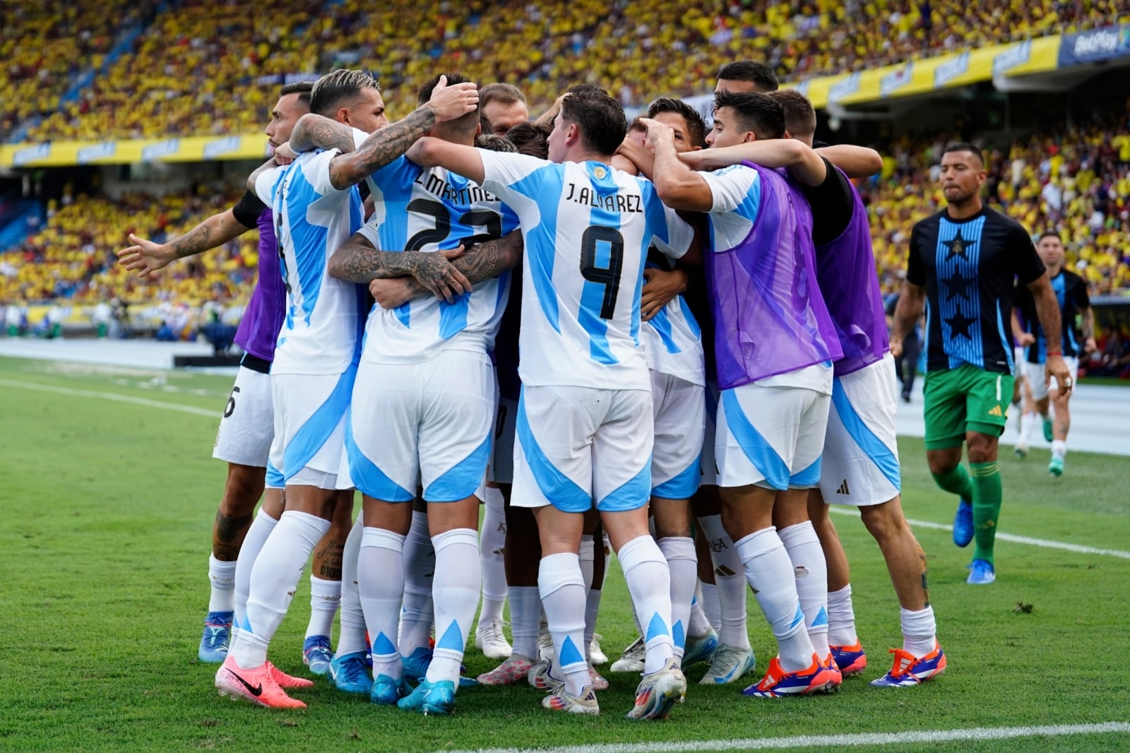 colombia-v-argentina-fifa-world-cup-2026-qualifier (1)