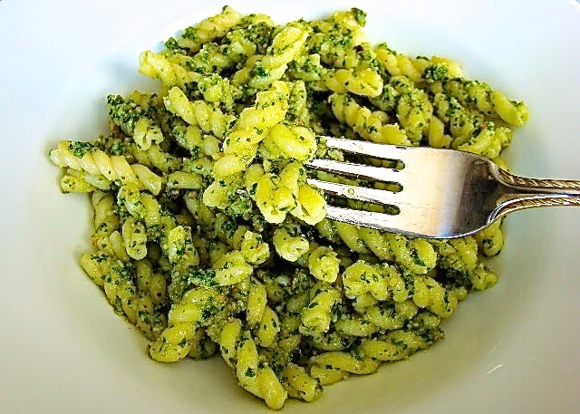 Pasta-with-Arugula-Pesto-SAVOIR-FAIRE-by-enrilemoine-8