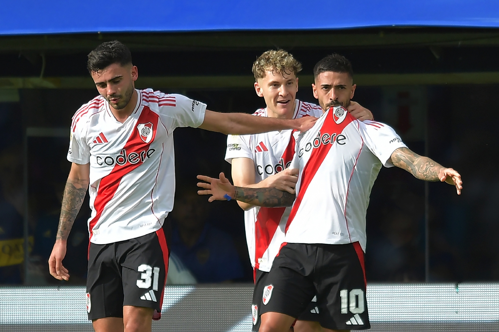 boca-juniors-v-river-plate-liga-profesional-2024