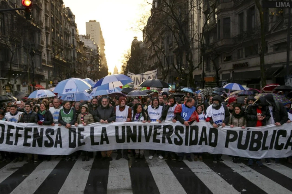 marcha universitaria