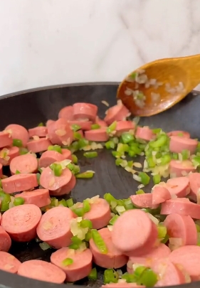 Arroz con salchichas2