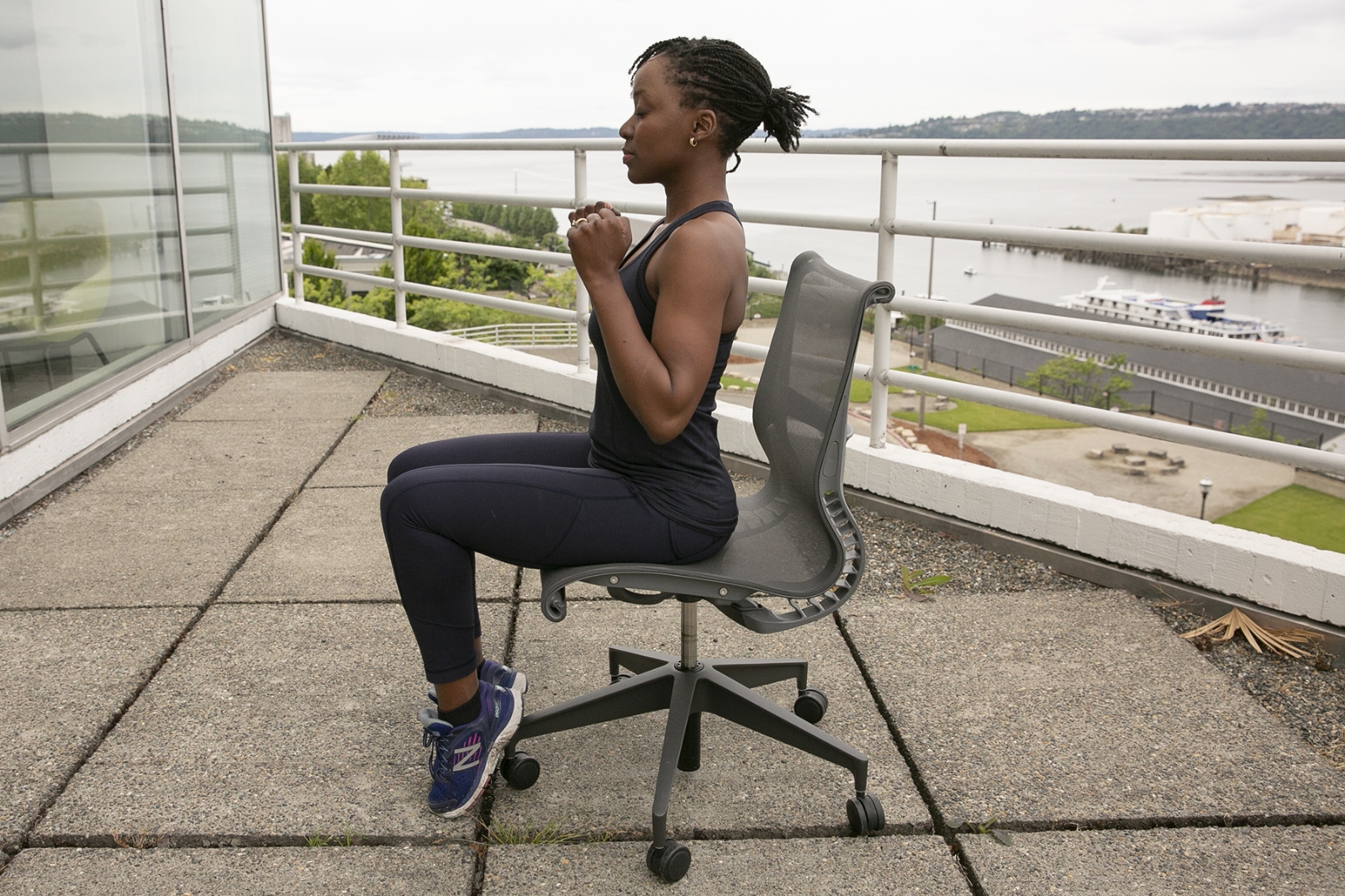 chairobics-seated-jumping-jacks-start
