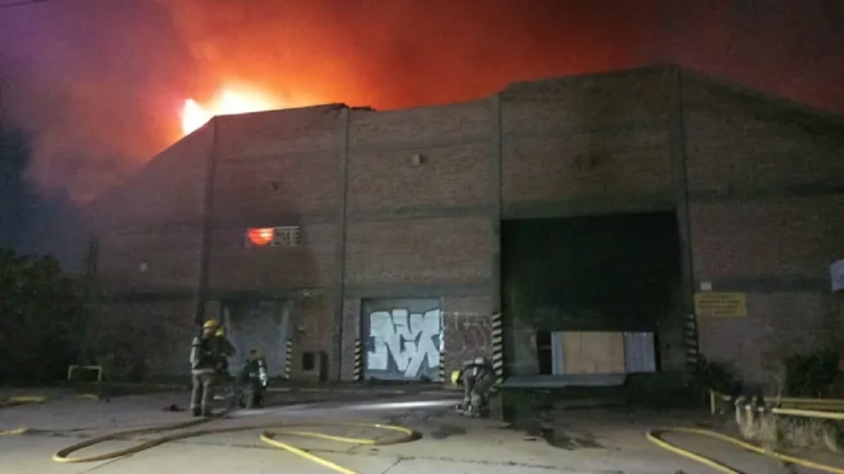 fuego en el galpon