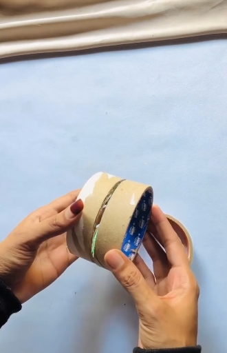 rollos de cinta adhesiva2