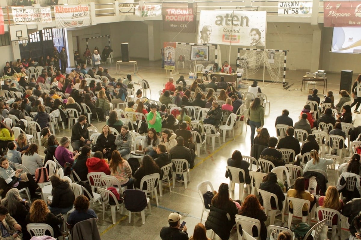 asamblea aten 0509