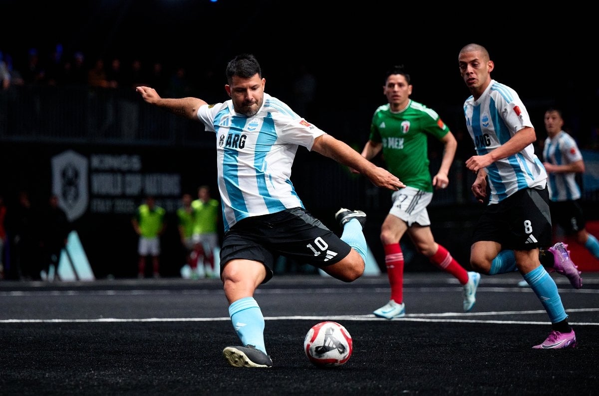 kun-aguero-debuta-con-gol-ante-mexico-en-la-world-cup-nations