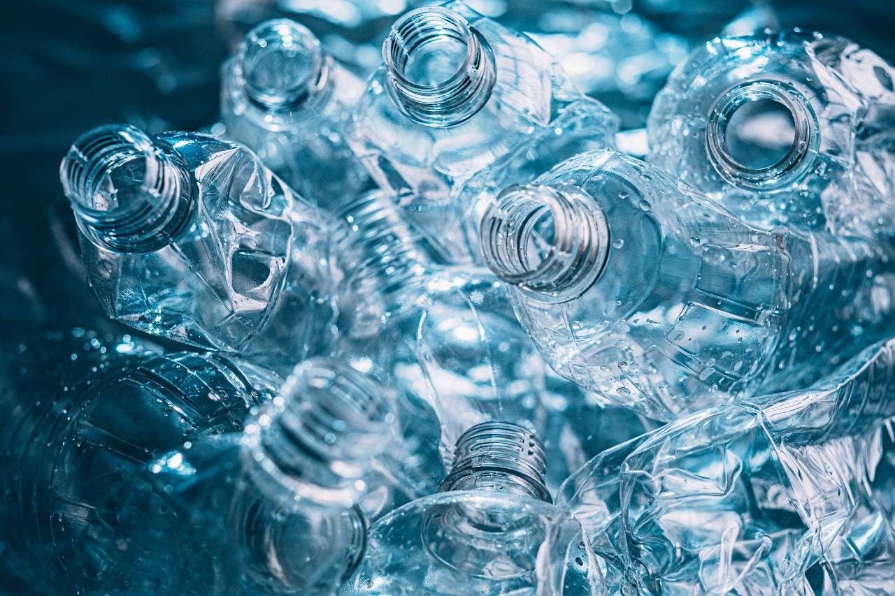 Botellas plásticas
