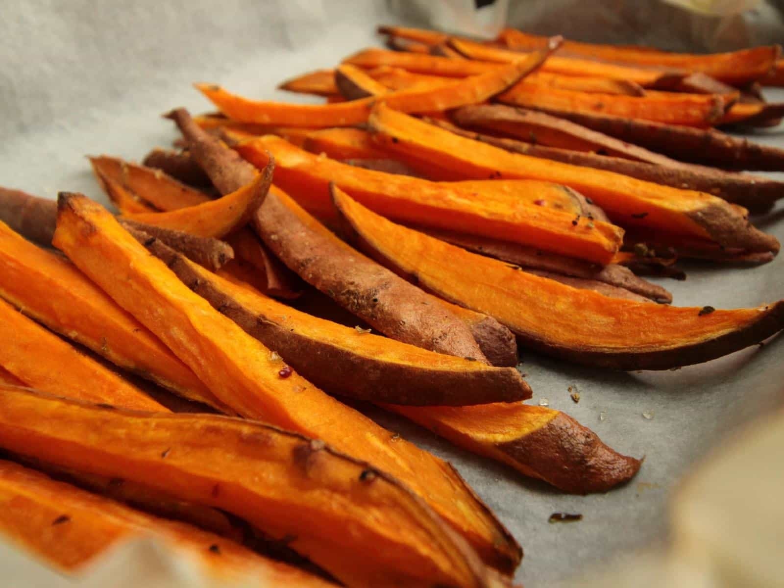 food, Korean Culture,Korean Food,Korean cuisine,Korean gourmet, goguma, sweet potato, roasted sweet potato, gungoguma, ???, ????, Korean snack, Korean street food 1