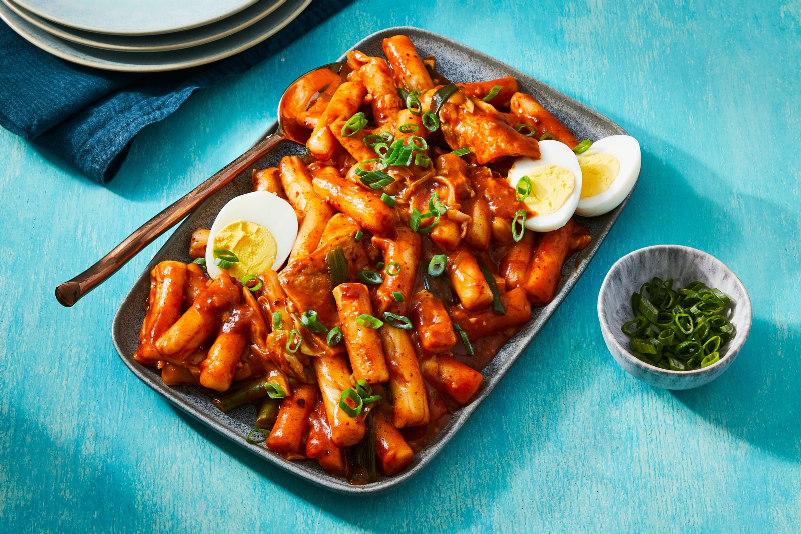Tteokbokki-Spicy-Rice-Cakes-Hero-6979305-6846a52bb31b4d928d40e7a5cdf4ea23