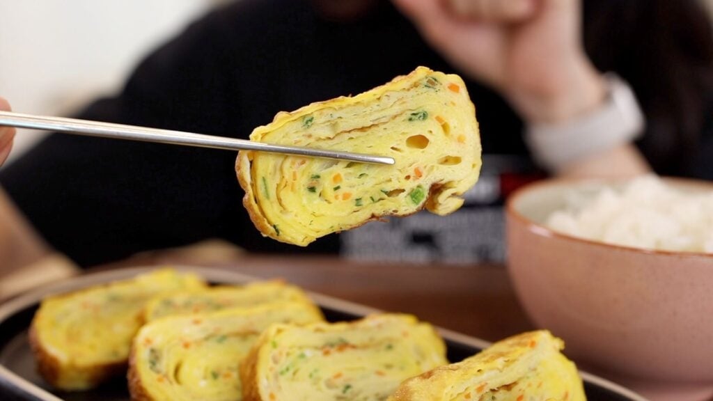 Korean-Rolled-Omelette-3-1024x576