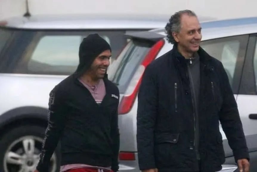 adrian-ruocco-tevez_w862