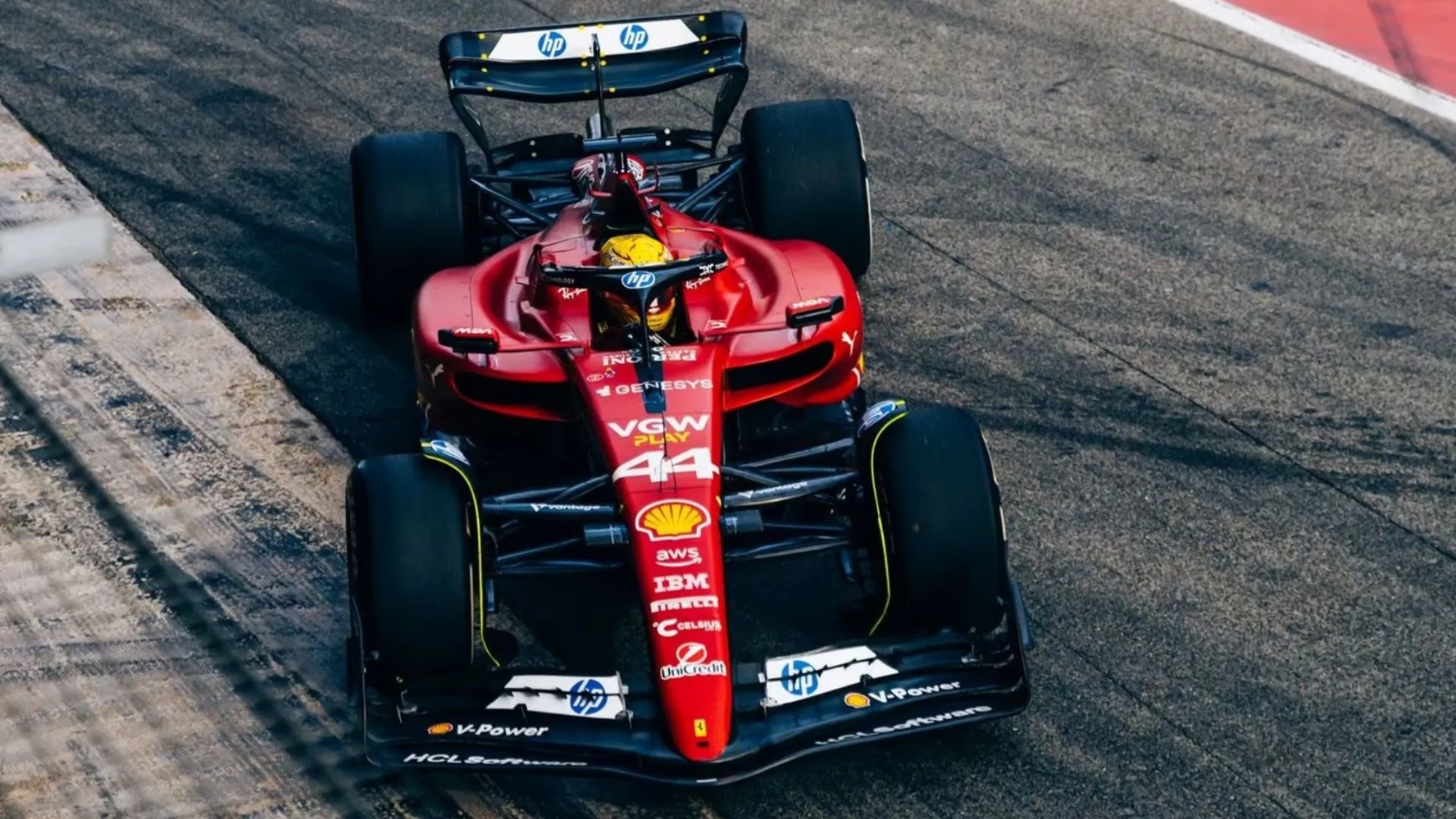 lewis-hamilton-testing-ferrari-f1-car-in-barcelona_f