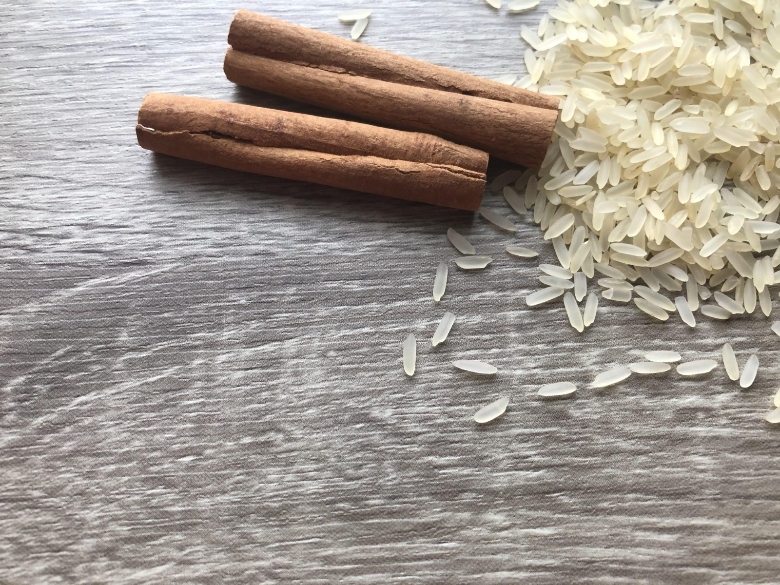 rice-with-milk-5425469-2000x1500