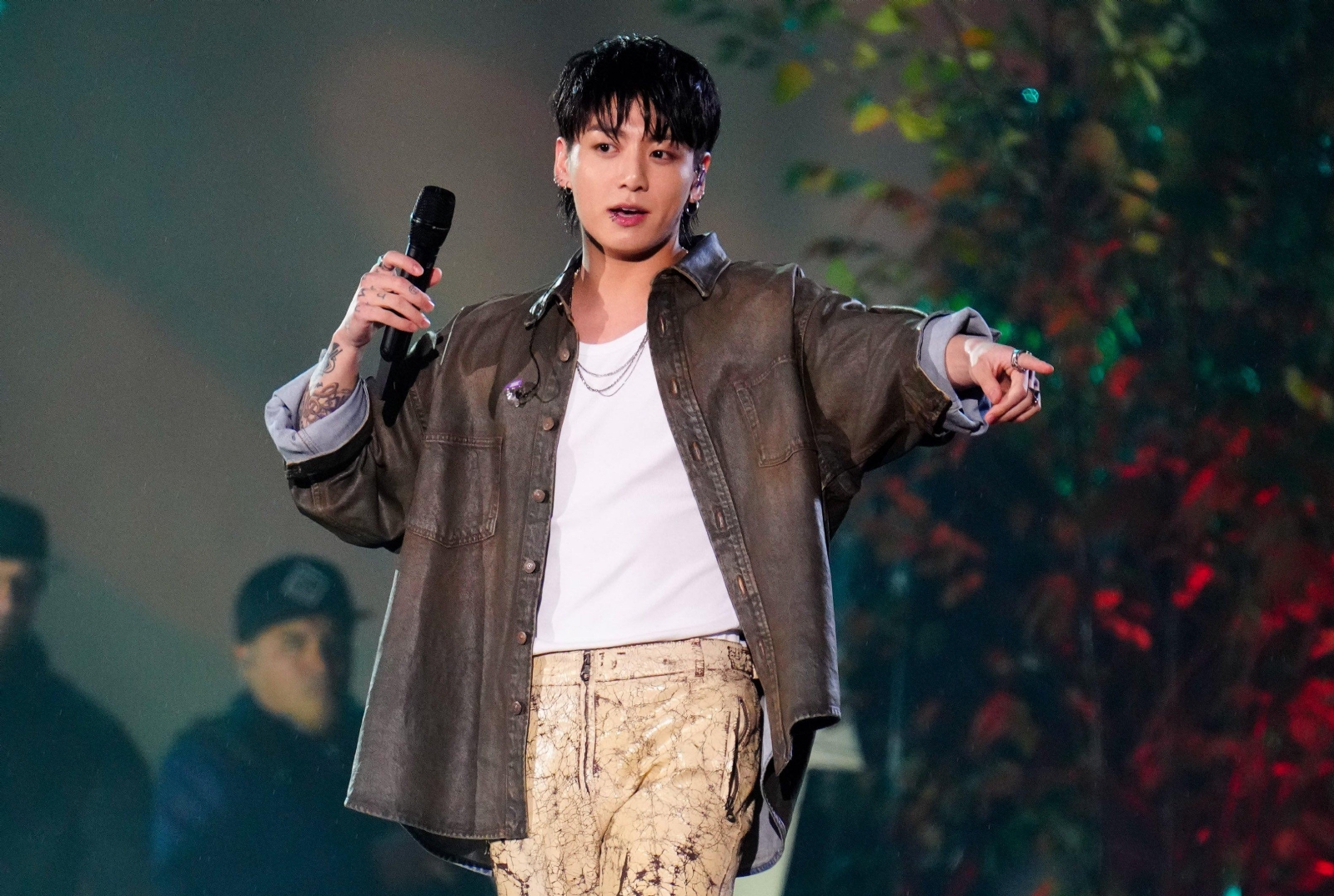 Jungkook-2023-GettyImages-1698967602 (1)