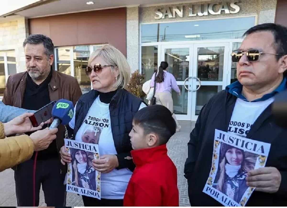 ancafil, mariano y madre de alison