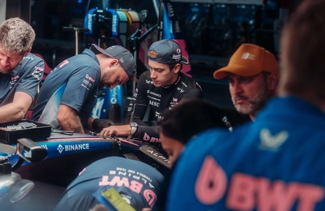 Seguimos empujando en equipo.. Una semana para Singapur ?????? (1)
