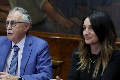 Lugones