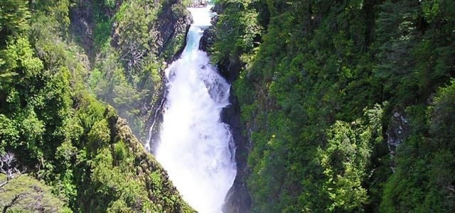 cascada chachín fuente Rukalhue Turismo