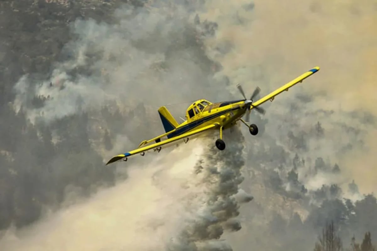 La provincia contrató dos aeronaves para combatir incendios. Fuente (Neuquén Informa)