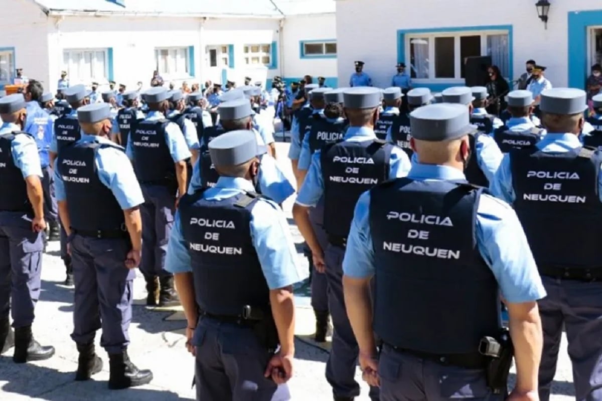 formacion policia de neuquen