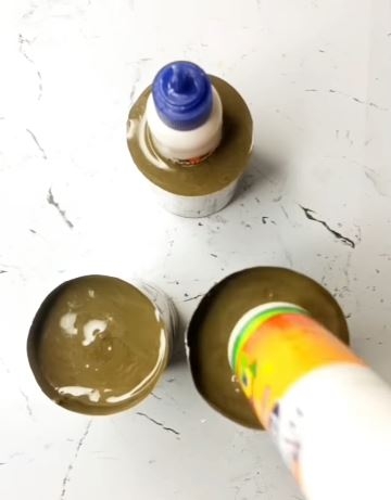 j777