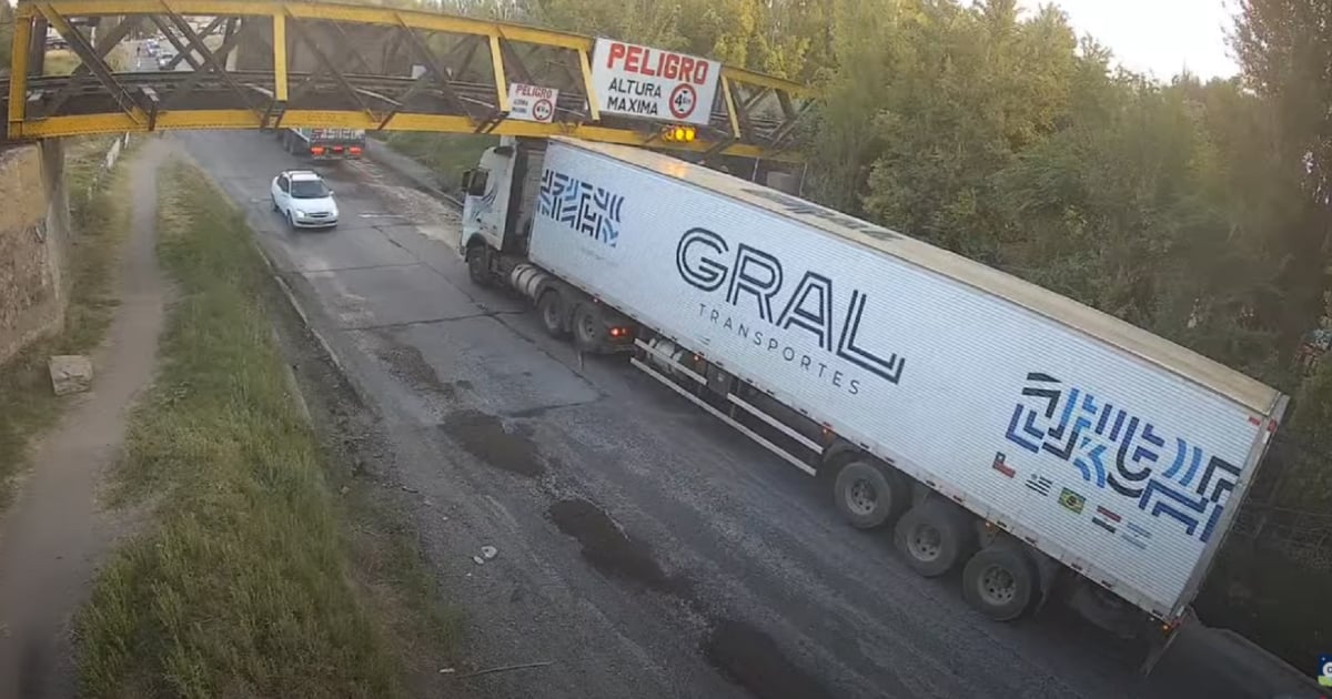 camion choca punte cipolletti Fuente (X)
