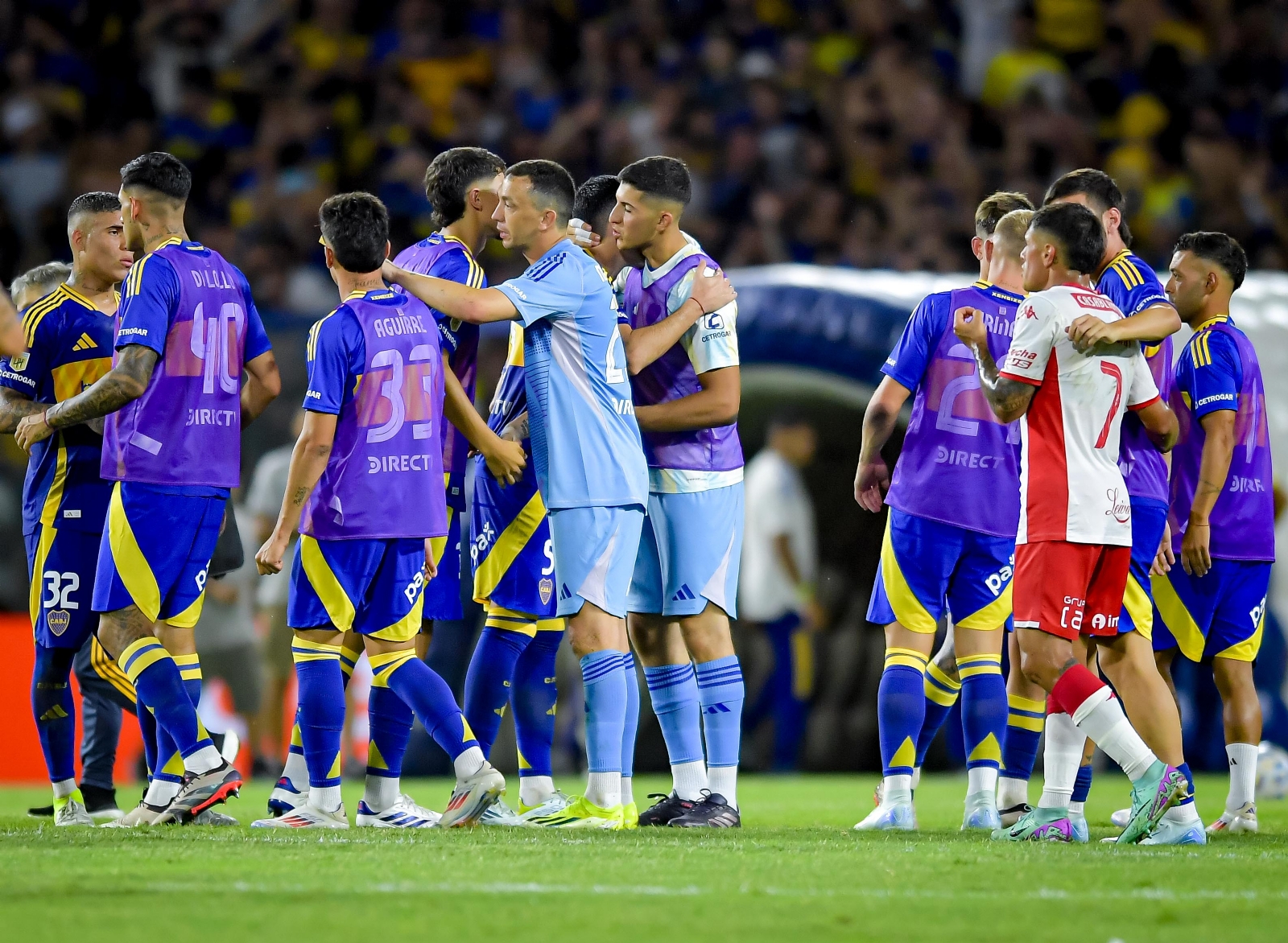 boca-juniors-v-huracan-torneo-apertura-betano-2025