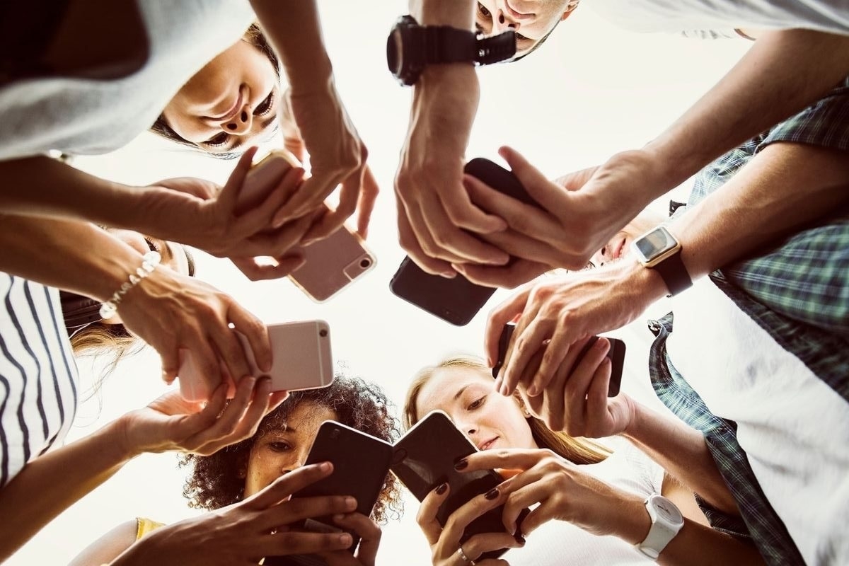 adolescentes y redes sociales