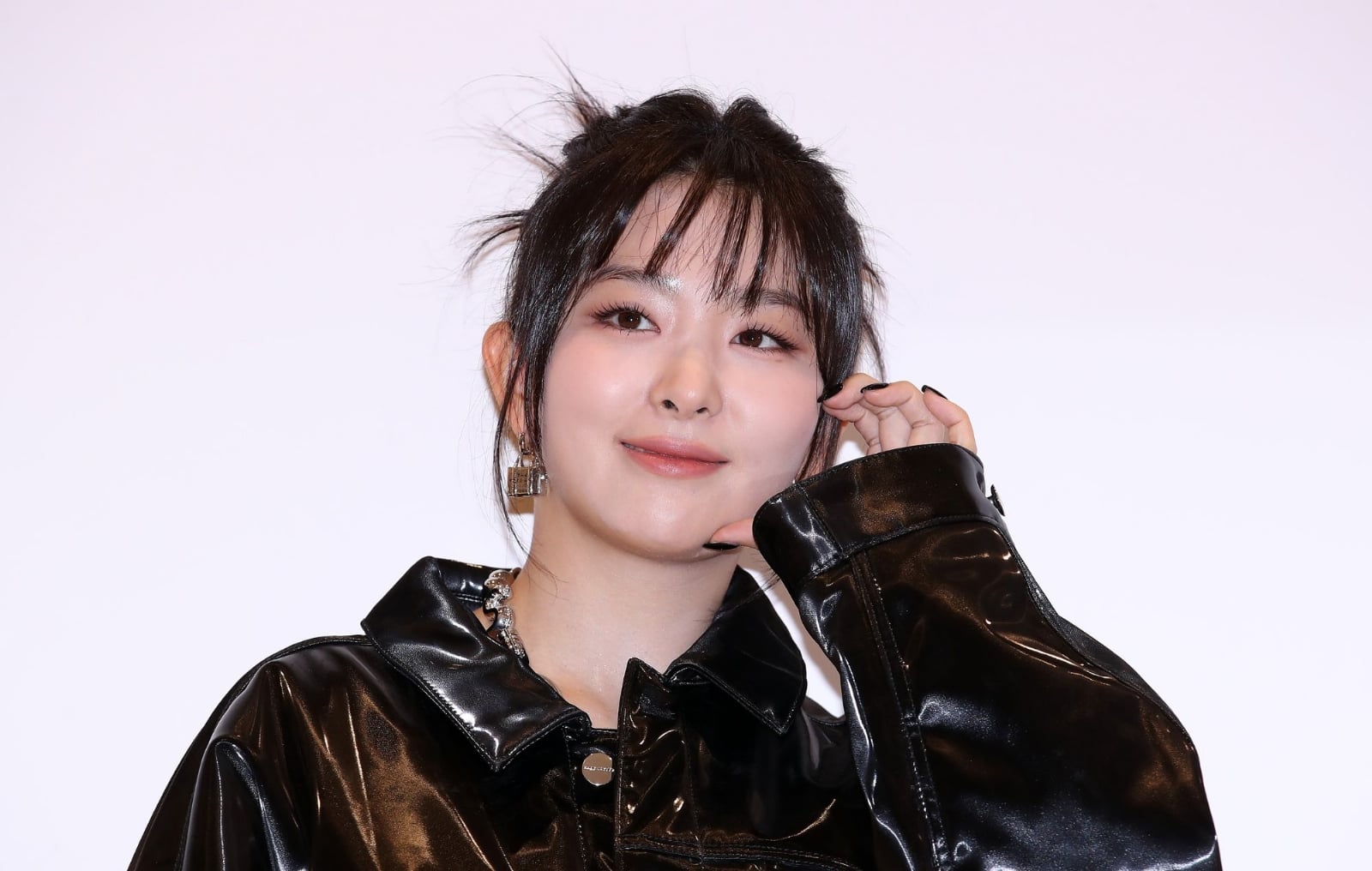 red-velvet-seulgi-accidentally-on-purpose-mini-album-solo