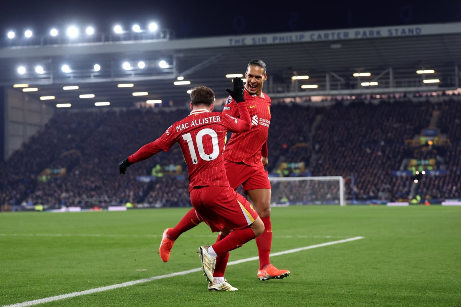 everton-fc-v-liverpool-fc-premier-league (1)