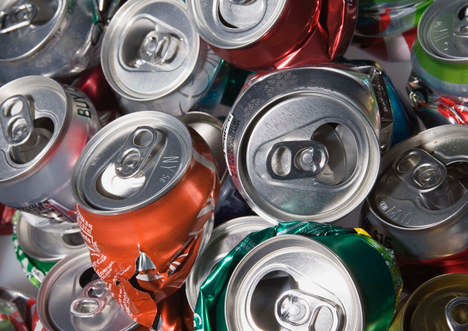 reciclaje-de-latas-de-aluminio