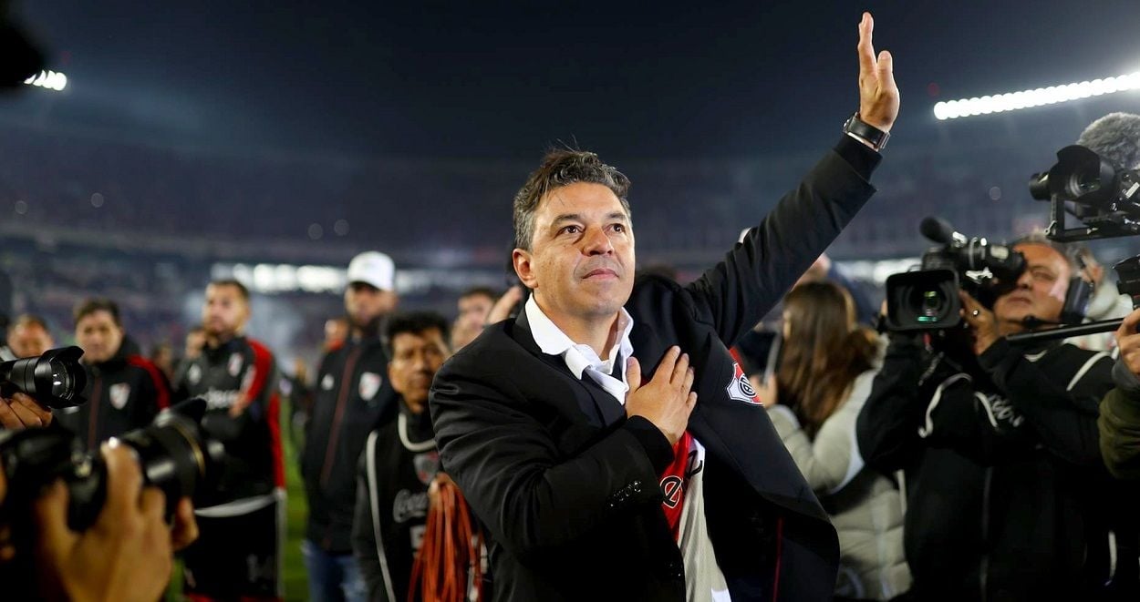 el-entrenador-marcelo-gallardo-en-su-despedida-de-river-plate-en-el-estadio-monumental-buenos-aires-16-octubre-2022-efe-juan-ignacio-roncoroni-2