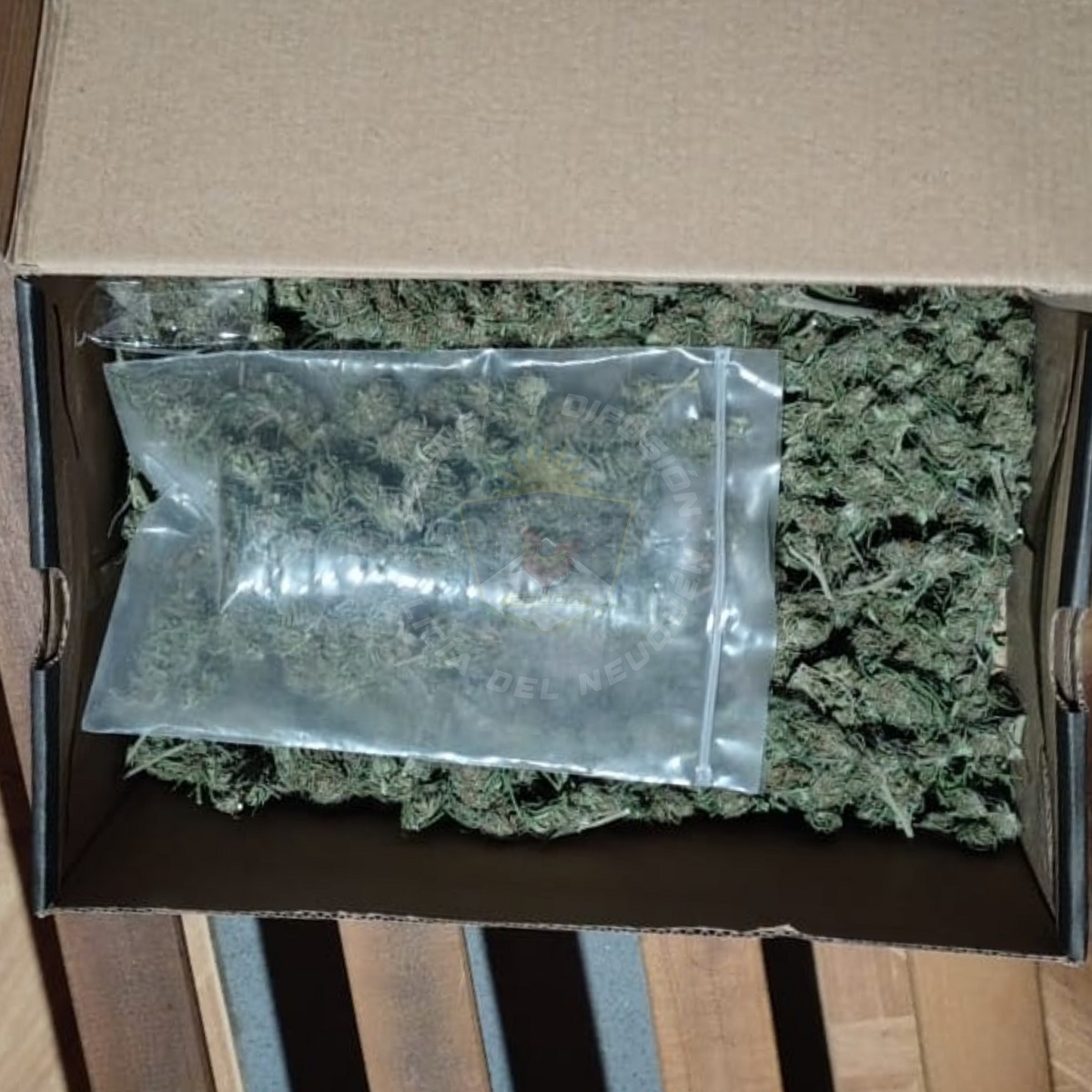 CAJA CON FLORES