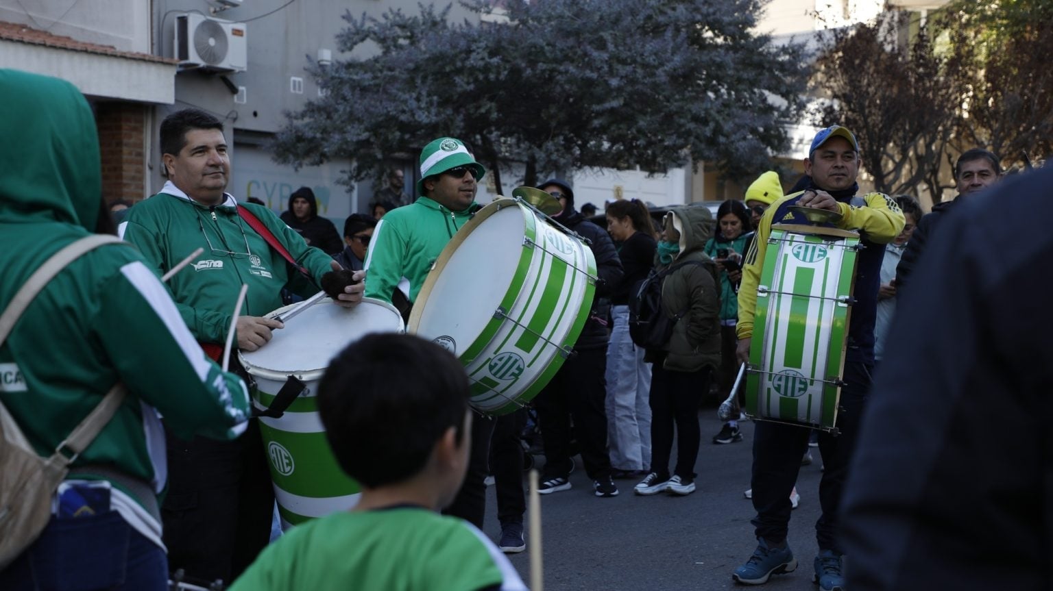 Protesta de ATE en UPEFE Fuente ( Neuquen Web)