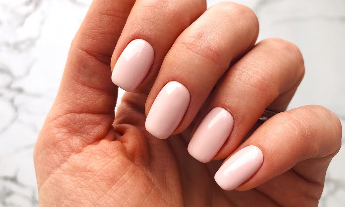 manicura-colores-pastel-unas-tendencia-2022-1657032568